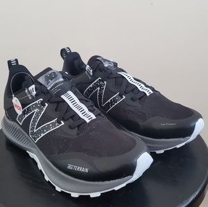 New Balance Trail Running NITRELv4 Womens Shoe 10W
